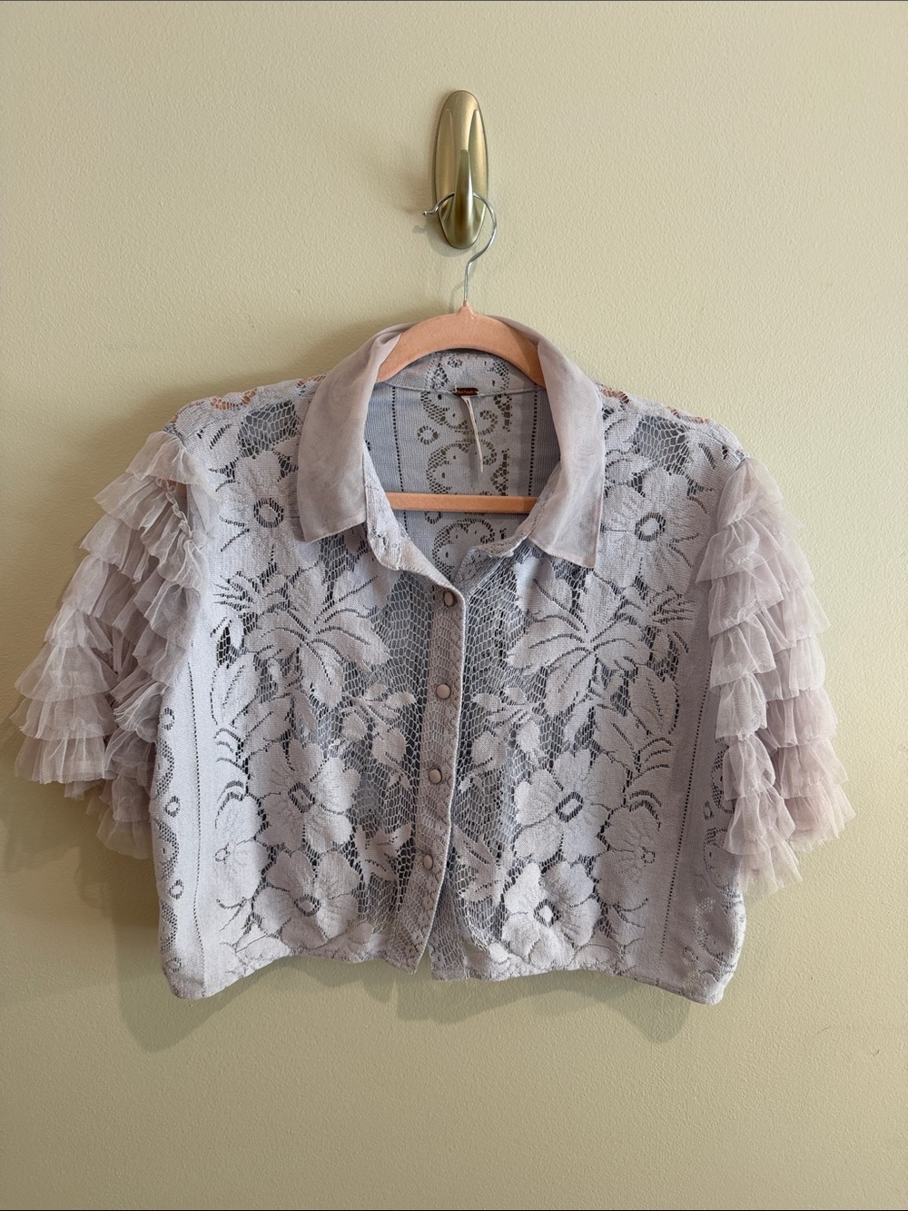 Free People Lace Button-Front Ruffle Sleeve Top - Light Mauve
